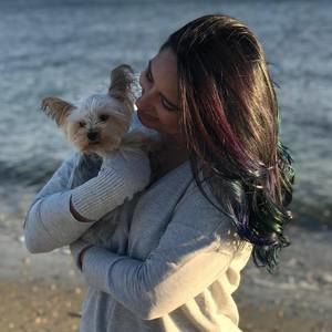 Meet your Posher, Marisa